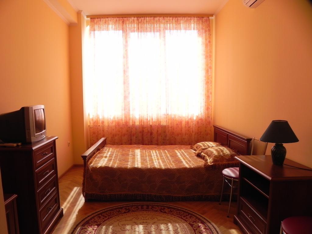 Blaz Hotel Odesa Exterior photo